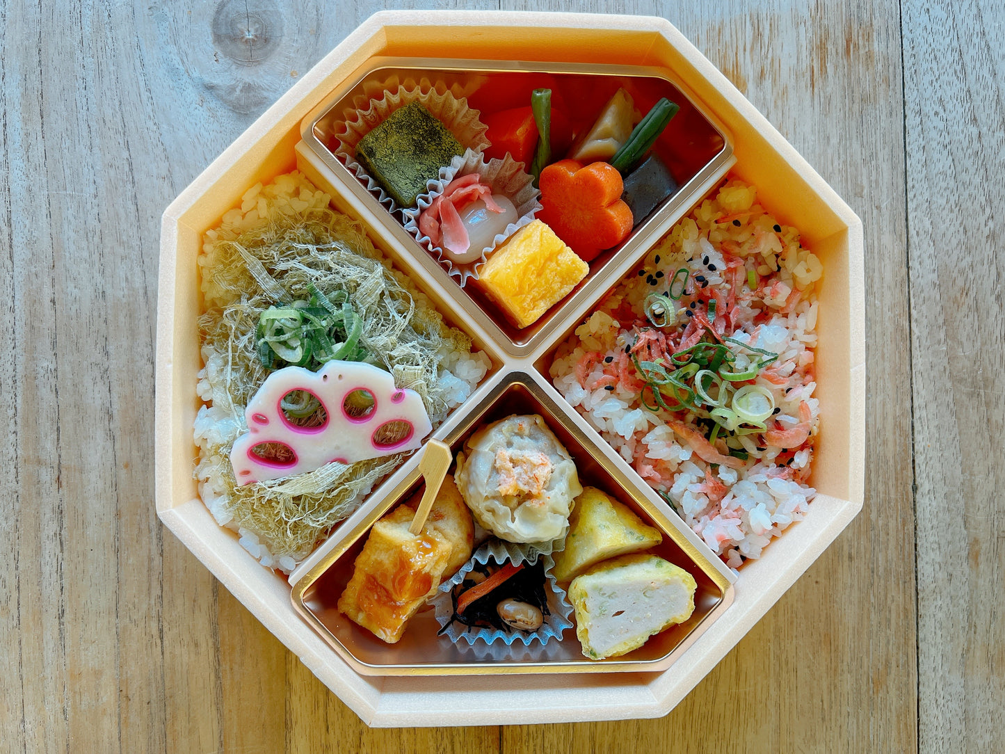 桜海老と天かすの混ぜご飯・とろろ昆布ごはん