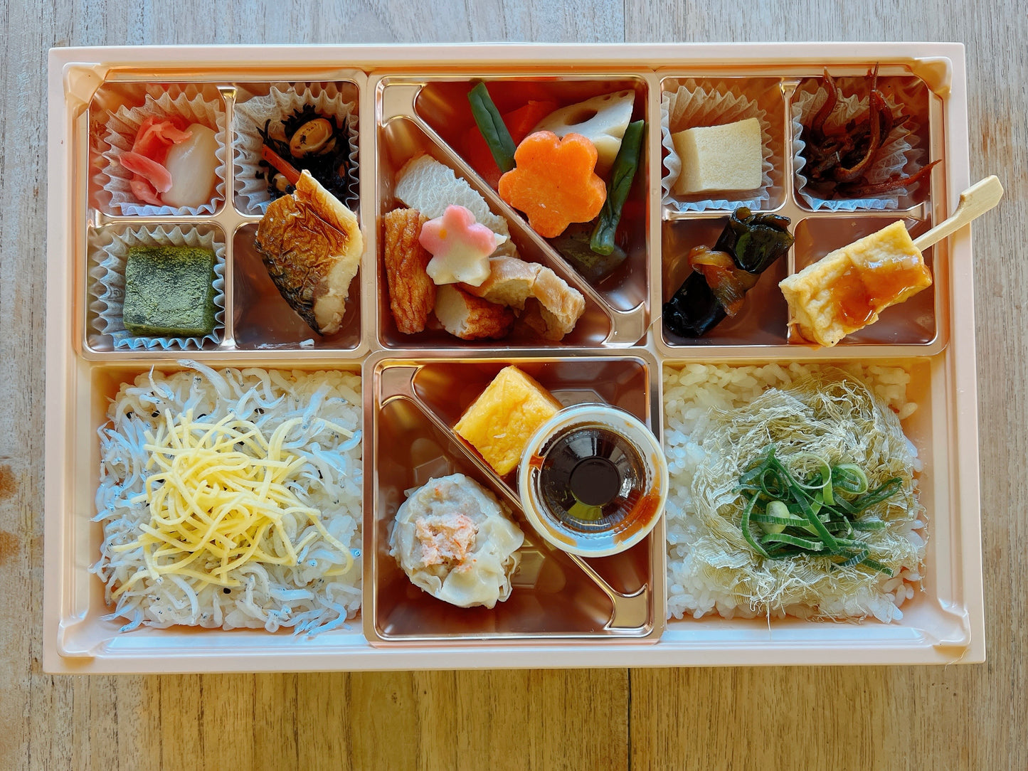 金沢づくしとしらすご飯・とろろ昆布ごはん